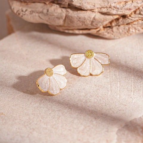 Flower Petal Stud Earrings Fan Shaped Alloy Oil Drip With Silver Earring Post Elegant French Retro Jewelry For Women