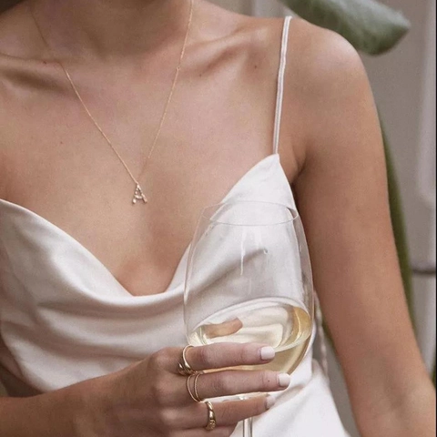 Collar de Colgante de Letra de Latón con Circonia Colorida para Mujer Chapado en Oro 18K Diseño de Nicho Gargantilla Joyería