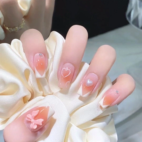 Unghie Finte Press On French Tip Sfumate Rosa Blush Con Fiocco 3D E Cuore Strass Stile Dolce