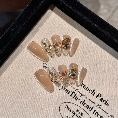 Unghie Finte Press On Fatte A Mano Champagne Occhio Di Gatto Strass Cristallo Lusso Elegante Forma Mandorla Per Donna