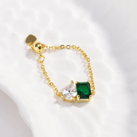 Adjustable Chain Ring 18K Gold Plated Copper Emerald Pear Cut Zircon Elegant Geometric Open Slide Bead Ring For Women