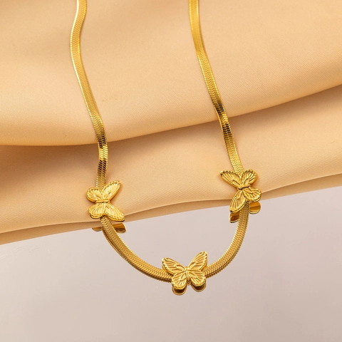 Collana Con Ciondolo A Farfalla Acciaio Al Titanio Placcato Oro 18K Catena A Serpente Elegante Gioielli Da Donna