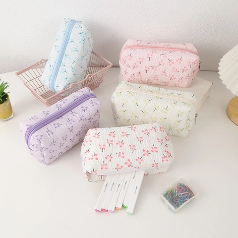 Floral Pencil Case Seersucker Quilted Large Capacity Aesthetic Stationery Makeup Bag Storage Organizer Cute Zip Pouch