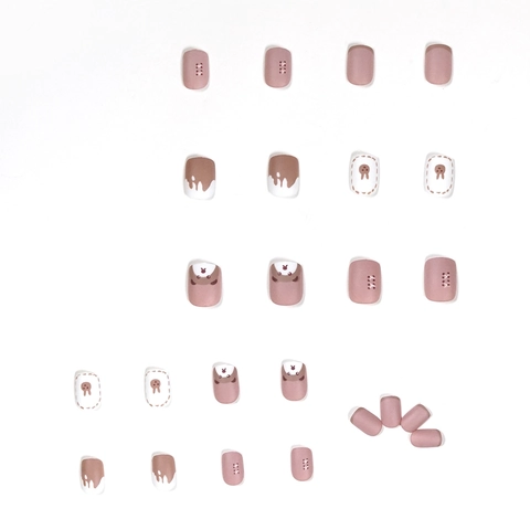 Matte Artificial Press On Nails Cute Bear Pattern Chocolate Brown Manicure Tips Heart Design Removable Fake Nails