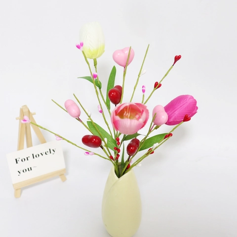 Künstliche Tulpen Herz Beeren Zweige Polyester Schaumstoff Eisendraht Für Valentinstag Home Deko Ästhetisches Blumenarrangement