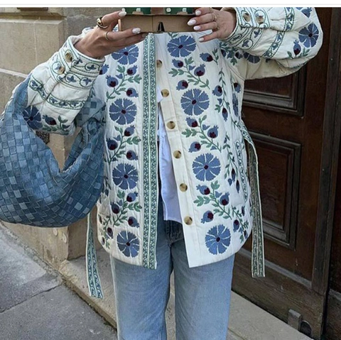 Damen Steppjacke Mit Blumenmuster Und Gürtel Lange Ärmel Und Rundhals Aus Polyester Mit Retro-Druck Für Den Alltag