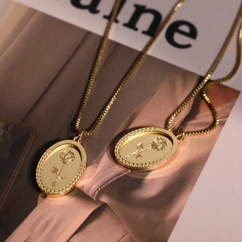 Collier Pendentif Rose Ovale Style Français Vintage Acier Inoxydable Plaqué Or 18K Chaîne De Boîte Bijoux Pour Femmes