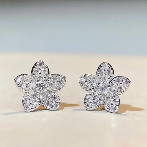 Orecchini A Lobo A Fiore In Argento Sterling 925 Per Donna Elegante Design A Petali Con Zircone Scintillante