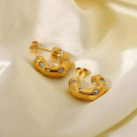 Orecchini a Cerchio a C in Acciaio Inossidabile Martellato Irregolare con Strass per Donna Placcato Oro 18K Gioielli Moda