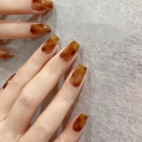 Amber Tortoiseshell Press On Nails Gradient Smudge Semi-Transparent Caramel Brown Square Round Glossy Artificial Finger Nails
