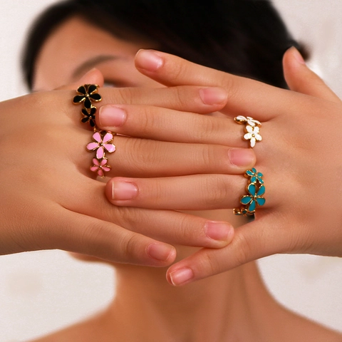 18K Gold Plated Stainless Steel Daisy Flower Enamel Ring Vintage Colorful Drip Oil Floral Band Ring For Women Jewelry Gift