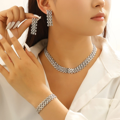 Chic Iron Watch Strap Chain Jewelry Set For Women European Vintage Electroplated Gold Silver Necklace Bracelet Stud Earrings Set