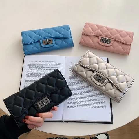 Quilted Long Wallet PU Leather Elegant Handheld Clutch Purse With Metal Turn Lock Fashionable For Women