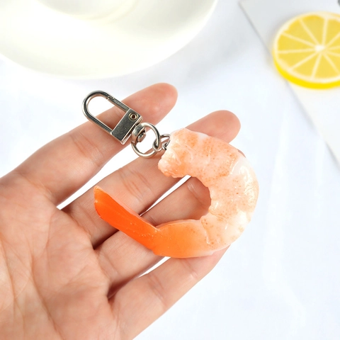Realistischer Garnelen Fleisch Schlüsselanhänger Simulation Essen Anhänger PVC Kreative Taschenanhänger Lustiges Geschenk