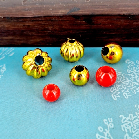 Perline Sfuse In Plastica Galvanizzata Foro Grande Forme Zucca Tondo Fiore Per Creazione Gioielli DIY Artigianato Distanziatrici