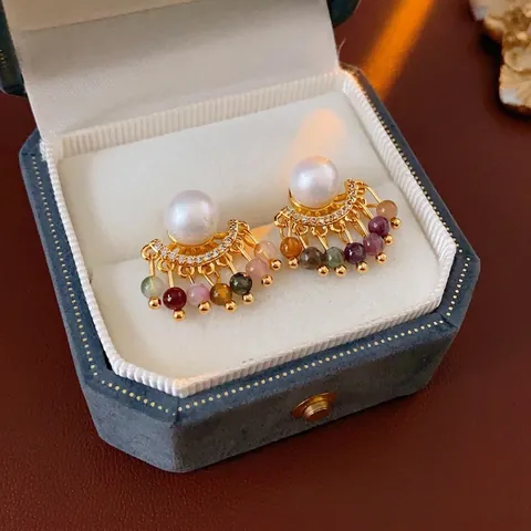 Pendientes De Cobre En Forma De Abanico Con Perla Artificial Blanca Circonita Cuentas De Colores Y Poste De Plata