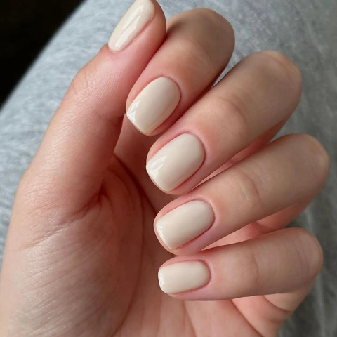 Glossy Solid Color Press On Nails Square Short Artificial False Nails With Adhesive Glue For Women Manicure Daily Wear