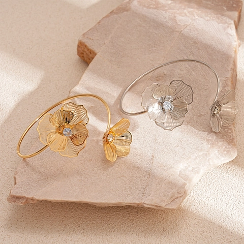 Hollow Flower Cuff Bangle Iron Alloy Rhinestone Open Adjustable Geometric Chic Jewelry For Women
