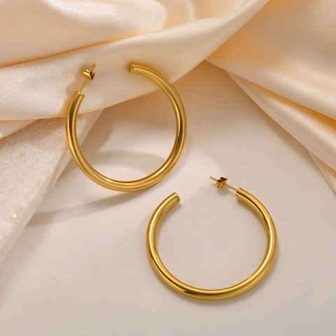 Orecchini a Cerchio Minimalisti in Acciaio Inossidabile Placcati Oro 18K Cerchio Rotondo Moda Gioielli Regalo Donna