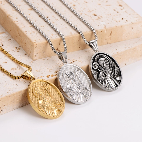Sint Benedictus Heilige Figuur Hanger Ketting Vintage Religieuze Legering Reliëf Medaille Retro Sieraden Voor Mannen Vrouwen