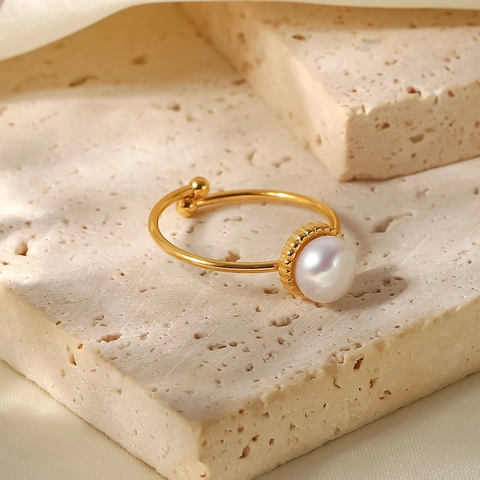 Elegante Anello Con Süßwasserperle D'acqua Dolce Acciaio Inossidabile Placcato Oro 18K Fascia Aperta Regolabile Gioielli Stile Francese Retro