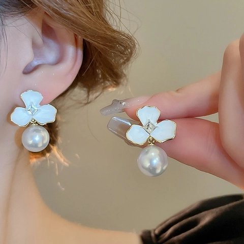 Orecchini A Goccia Con Künstliche Perle Di Imitazione Di Fiori Bianchi Con Perno In Argento Lega Strass Gioielli Francesi Retrò Donne