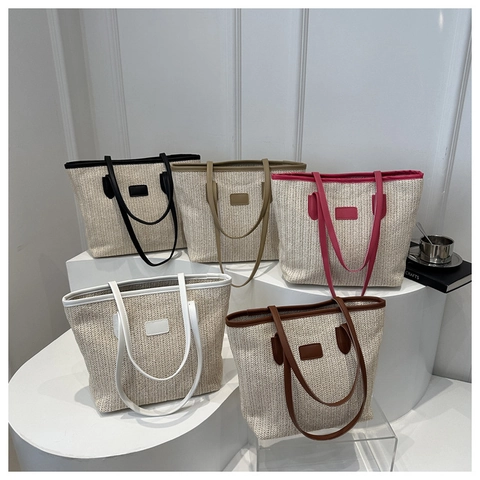 Women Large Capacity Straw Woven Tote Bag Casual Pastoral Style Beach Vacation Shoulder Bag With PU Leather Strap Fashion Bag