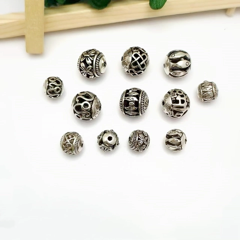 Perline Distanziatrici Sfera Cava In Lega Vintage Creazione Gioielli DIY Motivo Etnico Stile Argento Tibetano Retro Perle