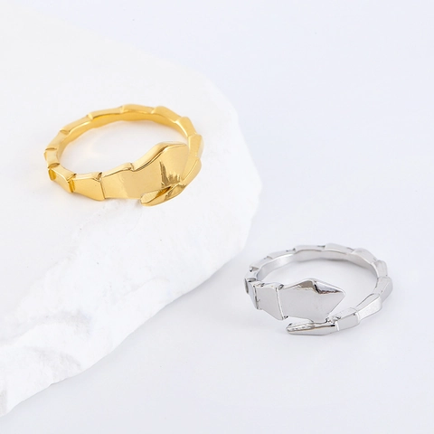 Anillo De Acero Inoxidable Para Mujer Estilo Francés Retro Textura De Hueso De Serpiente Bambú Minimalista Joyería Chapada En Oro De 18K