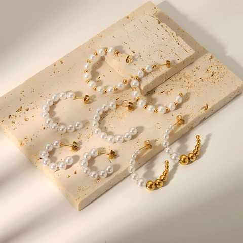 Boucles D'Oreilles Créoles En Künstliche Perle En Forme De C Avec Tige En Acier Inoxydable Bijoux De Mode Rétro Pour Femmes