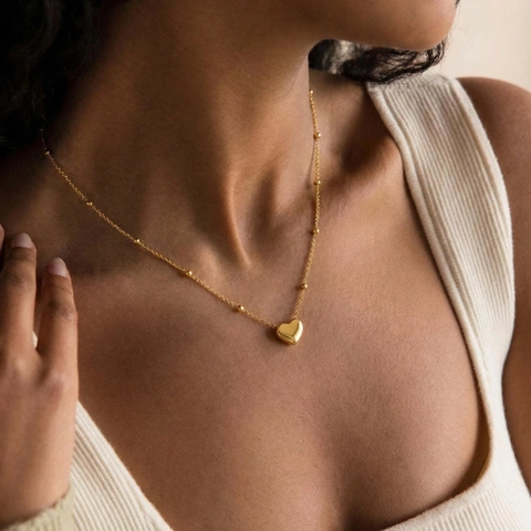 Collier Pendentif Cœur Noeud 18K Plaqué Or Acier Inoxydable Chaîne À Billes Satellite Élégant Luxe Clavicule Pour Femmes