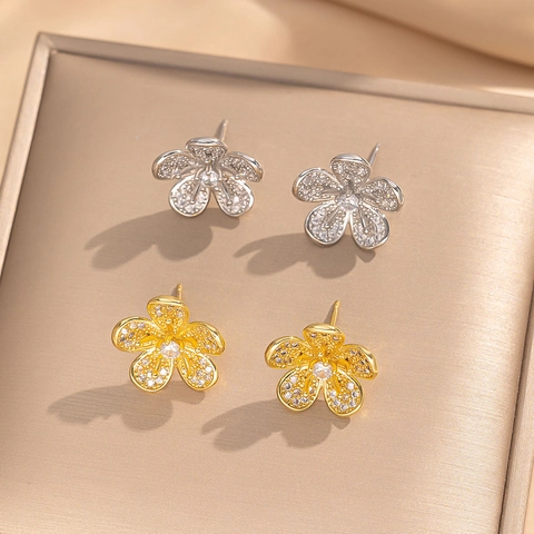 Pendientes De Botón Con Flor De Cinco Pétalos Cobre Con Circón Forma De Flor De Durazno Joyas Minimalistas Para Mujer