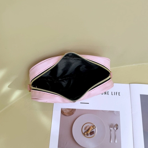 Heart-Shaped Quilted PU Leather Crossbody Bag Exquisite Chevron Pattern Adjustable Shoulder Strap Mini Fashion Handbag For Women