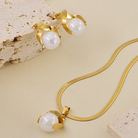 Set di Gioielli Minimalista in Acciaio Inossidabile con Pendente di Perla Artificiale Collana Orecchini Oro Catena a Serpente Elegante Accessori Donna