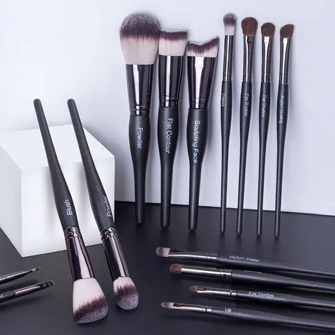 Professional Makeup Brushes Synthetic Fiber Wood Handle Face Eye Cosmetics Beauty Tools