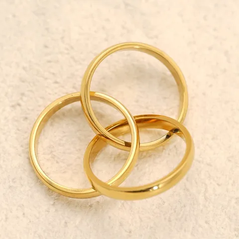 Anello Intrecciato Acciaio Inossidabile Placcato Oro 18K Lucido Minimalista Triple Band Gioielli Di Moda Per Donne