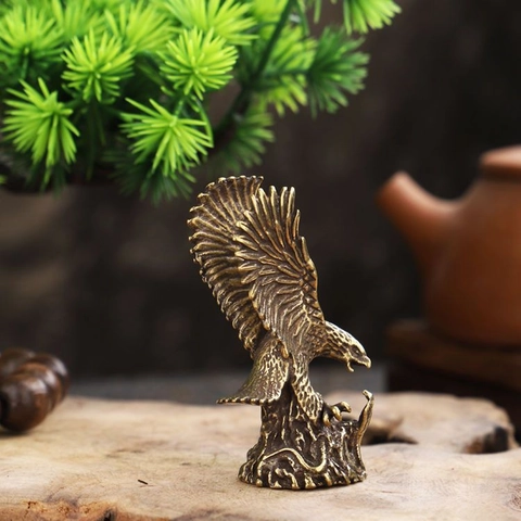 Vintage Messing Legierung Adler Statue Flügel Ausbreiten Adler Figur Für Schreibtisch Büro Haus Dekor Skulptur