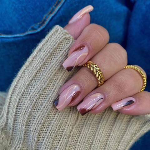 Press On Nails Abstract Brown Wave Design Medium Square Shape Glossy Retro French Style Artificial Manicure For Women