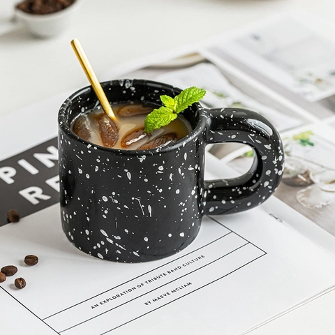Tazza In Ceramica Con Motivo A Spruzzi D'inchiostro Manico Grosso Stile Ins Tazza Da Caffè Latte Graffiti Per Ufficio Casa