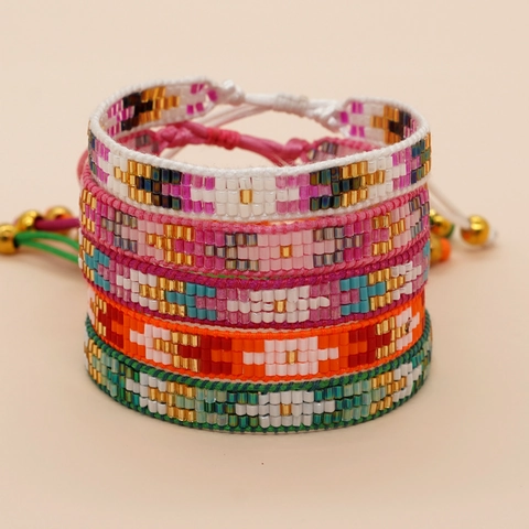 Handgefertigtes Saatperlen Armband Gewebtes Böhmisches Ethnisches Geometrisches Pfeilmuster Verstellbarer Schiebeknoten