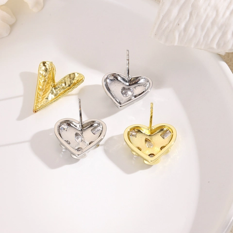 Heart Stud Earrings Copper 18K Gold Plated Cubic Zirconia Hammered Texture Molten Surface Elegant For Women