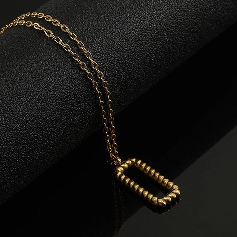Rectangular Twist Pendant Necklace 18K Gold Plated Stainless Steel Rope Texture Square Clavicle Chain For Women Minimalist