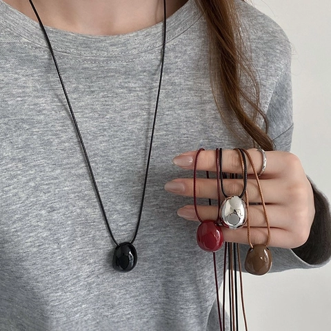 Collana Ciondolo Ciottolo Ovale In Lega Minimalista Liscia Lucida Forma Fagiolo Stile Metallo Liquido Gioielli Cordino Cera