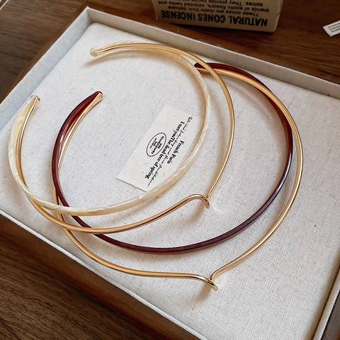 Geometric Twisted Double Layer Choker Necklace Women Gold Alloy And Marble Resin Minimalist Niche Design Collar Jewelry