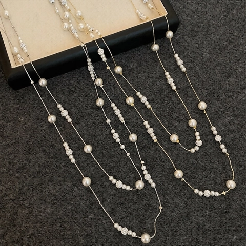 Collana Lunga Di Künstliche Perle Multistrato Per Donna Stile Francese Elegante Vintage Lega Strass Catena Per Maglione