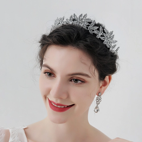 Western Vintage Luxuriös Legierung Strass Blume Blatt Braut Krone Silber Damen Hochzeit Geburtstag Party Kopfschmuck