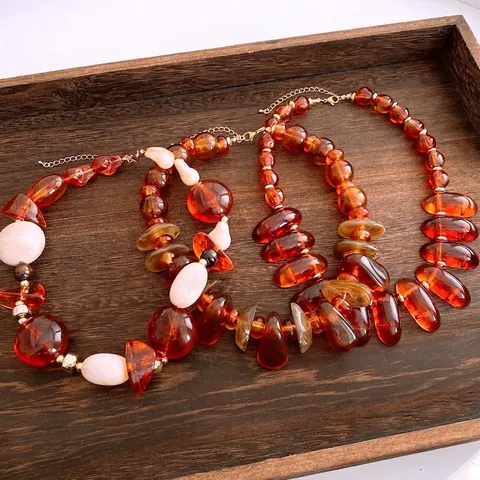 Irregular Oval Acrylic Beaded Necklace Vintage Amber Resin Maillard Style Clavicle Chain Women Minimalist Accessory