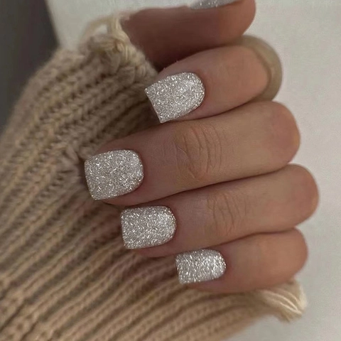 Sparkling Silver Glitter Press On Nails Short Square Shape Fashion Ins Style False Nails For Women