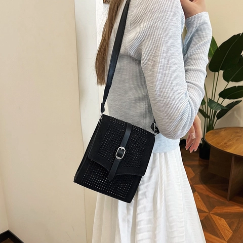 Women Rhinestone PU Leather Crossbody Bag Mini Vertical Square Phone Bag Casual Versatile Shoulder Bag With Magnetic Buckle