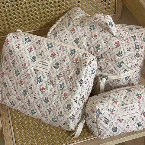 Vintage Quilted Floral Makeup Bag French Garden Portable Cosmetic Storage Pouch Travel Toiletry Organizer For Women